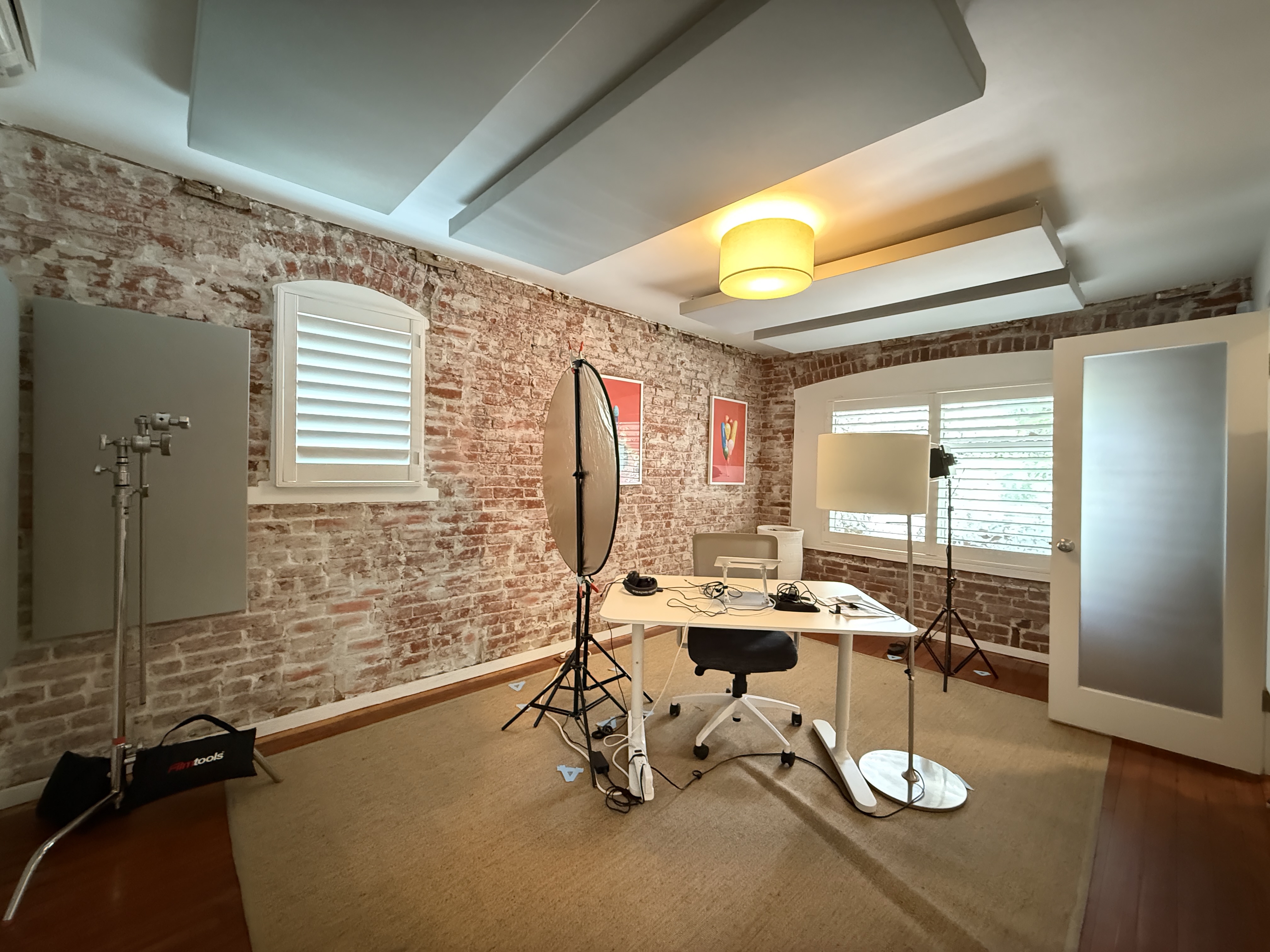 Venice, California, 90291, United States, 2 Bedrooms Bedrooms, ,2 BathroomsBathrooms,Residential,For Sale,1989635