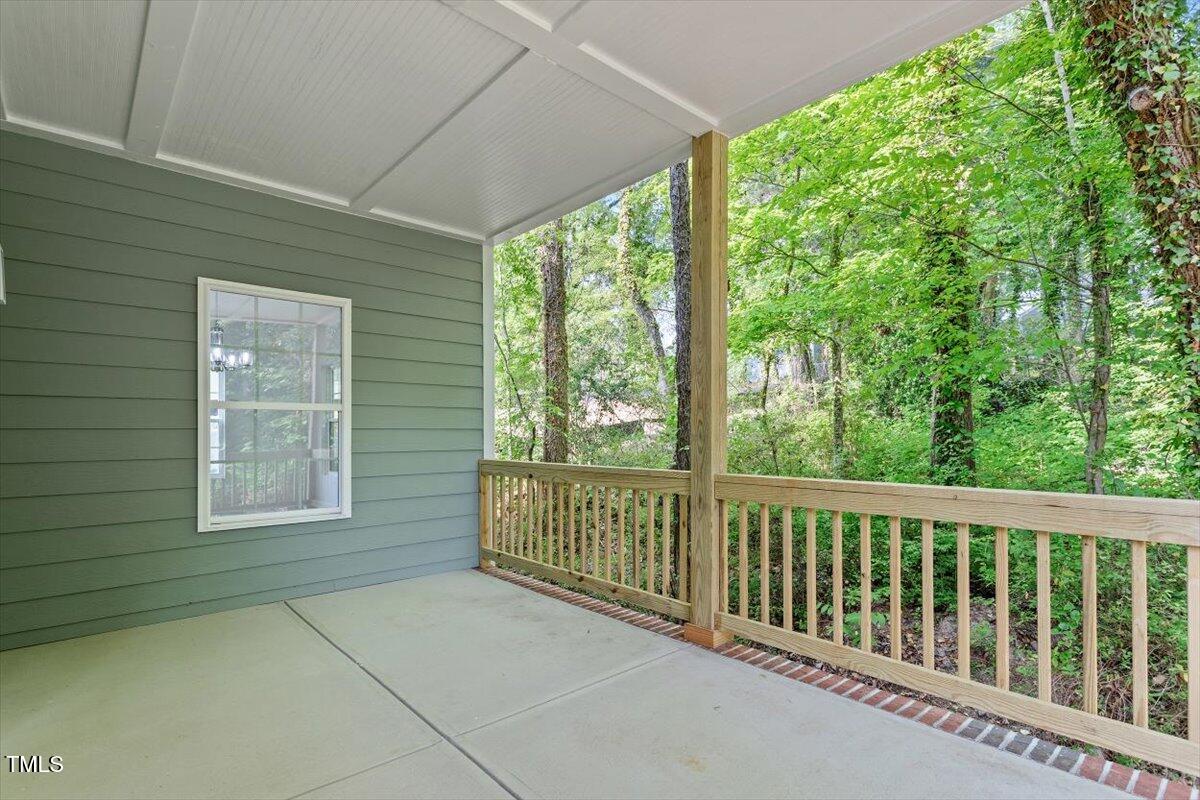 Durham, North Carolina, 27707, United States, 4 Bedrooms Bedrooms, ,4 BathroomsBathrooms,Residential,For Sale,1882318