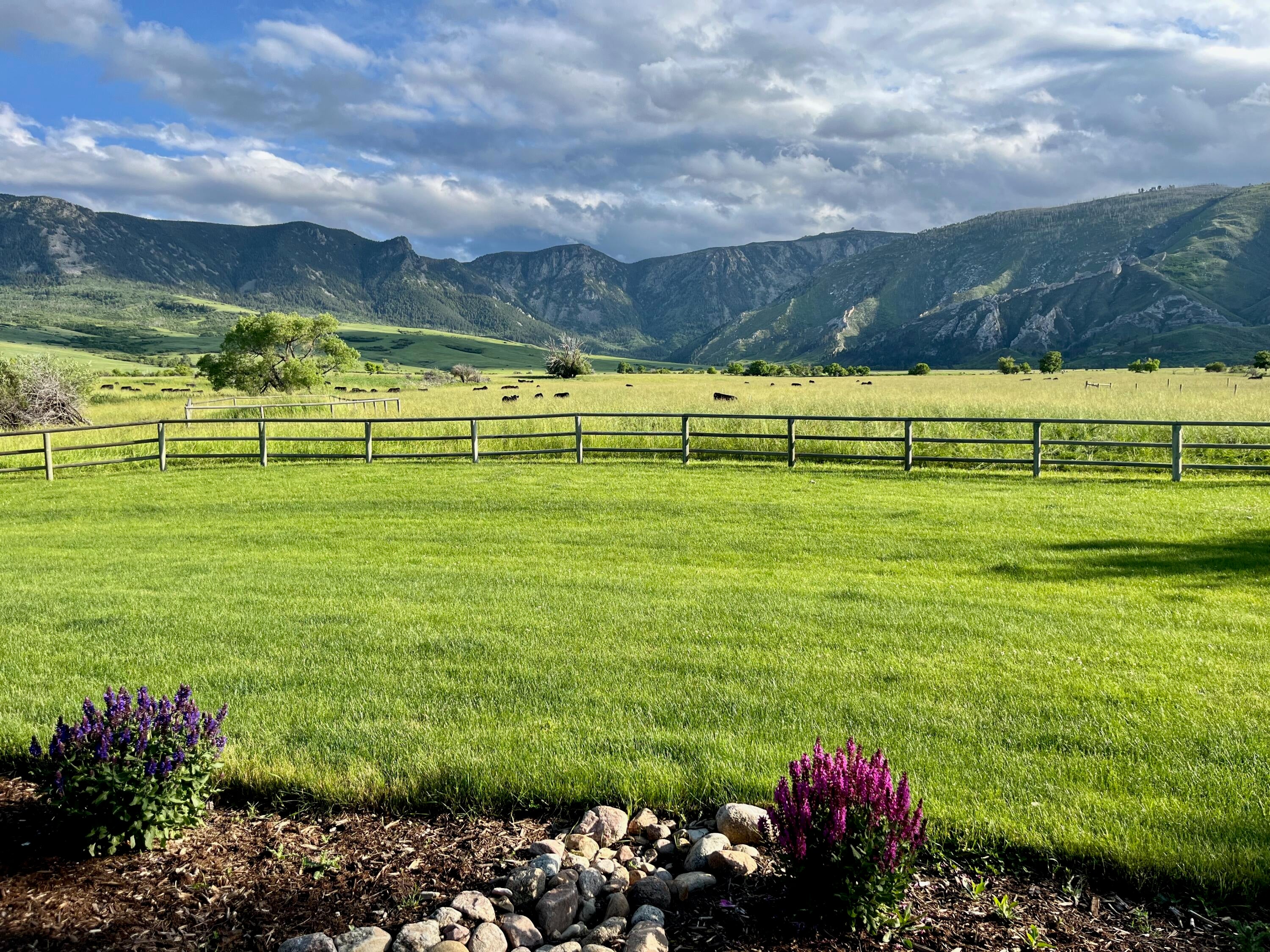 Big Horn, Wyoming, 82833, United States, 3 Bedrooms Bedrooms, ,4 BathroomsBathrooms,Residential,For Sale,2011301