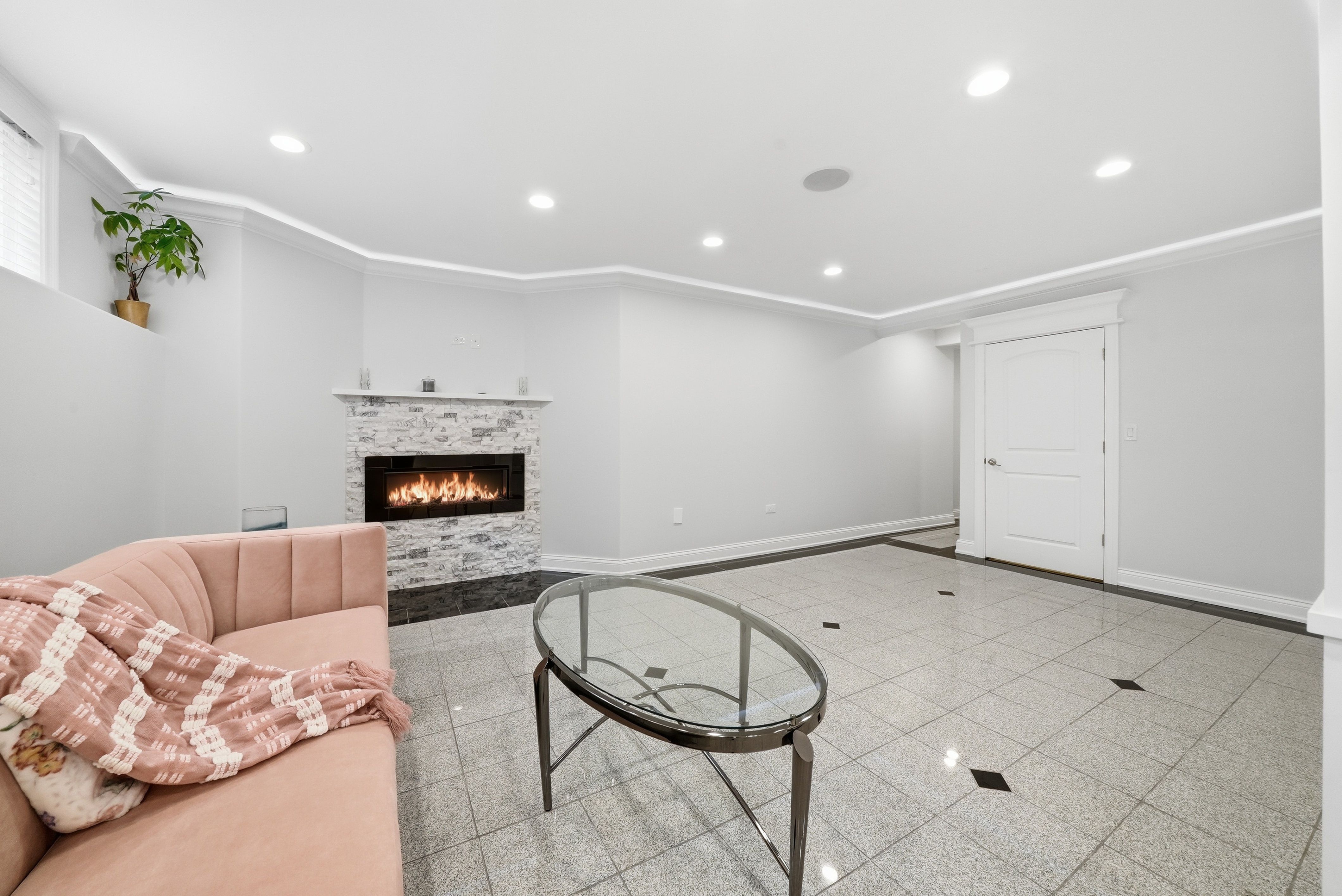  Perfectly Positioned in the Prestigious Golfview Hills Community of Hinsdale - 物件實景