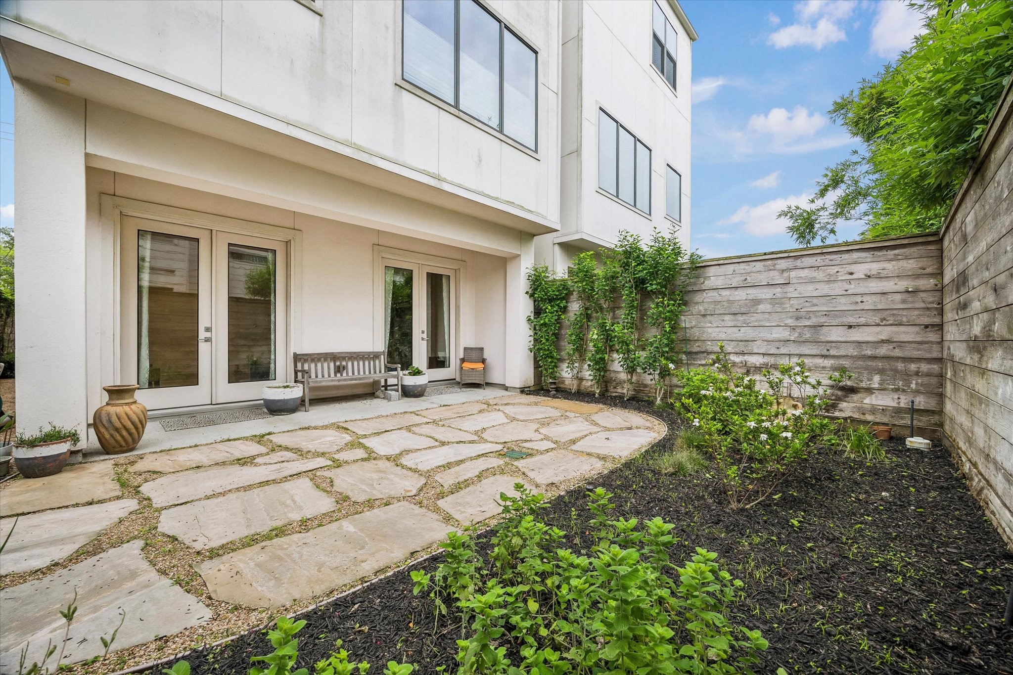  1526 Vermont Street - 物件實景