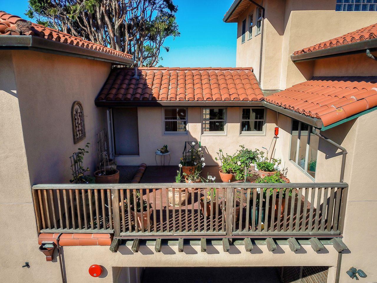 Half Moon Bay, California, 94019, United States, 3 Bedrooms Bedrooms, ,3 BathroomsBathrooms,Residential,For Sale,1996858