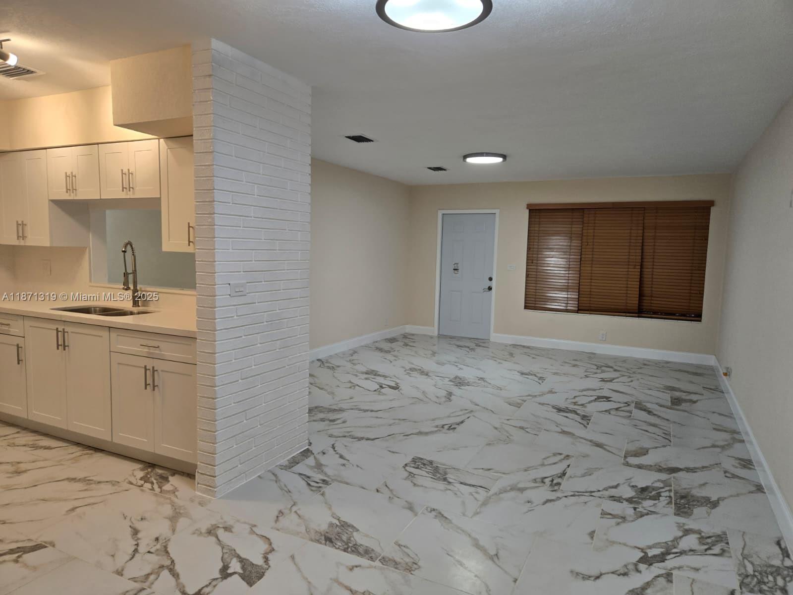 Hollywood, Florida, 33024, United States, 3 Bedrooms Bedrooms, ,2 BathroomsBathrooms,Residential,For Sale,1939726