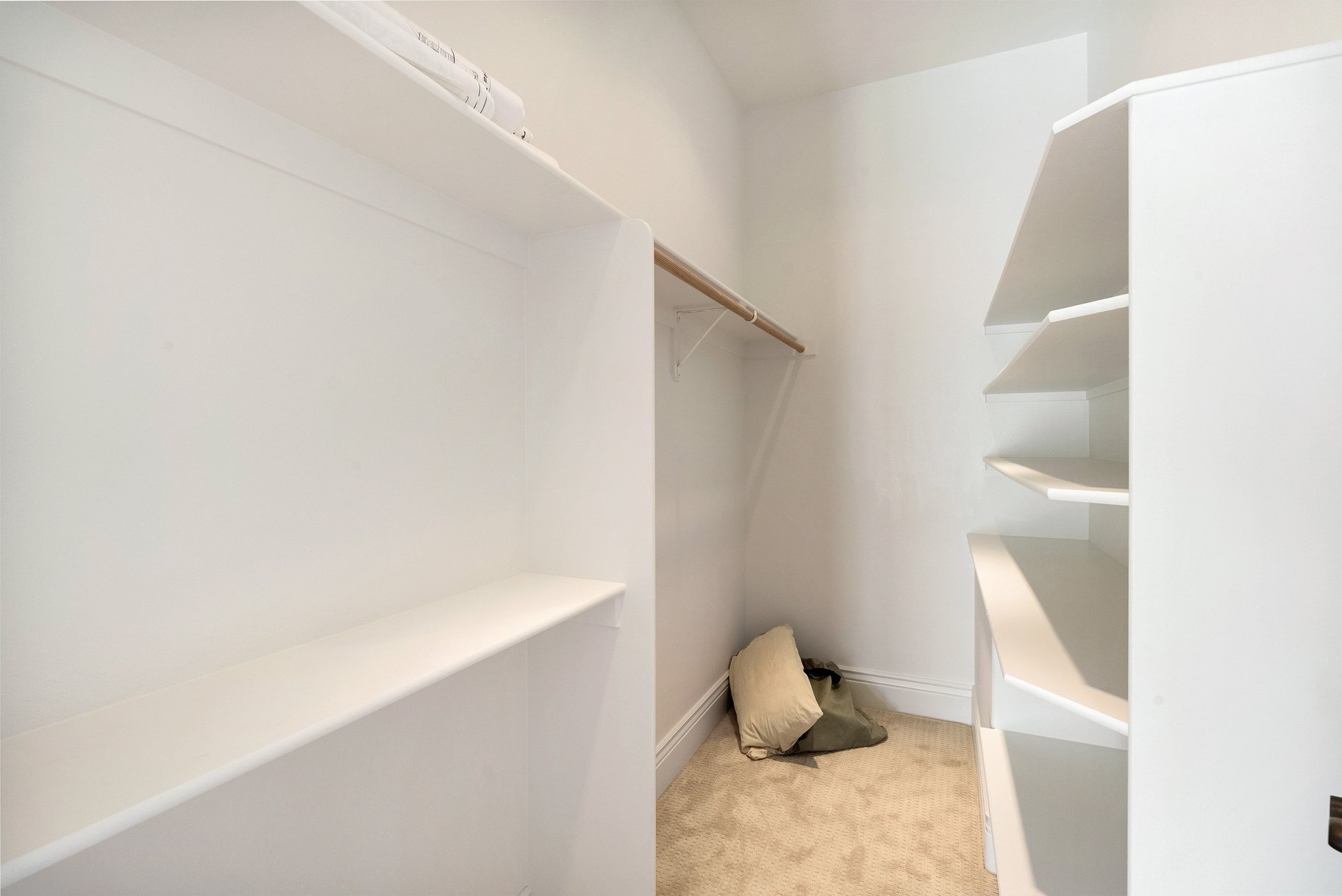  Private Mountain Estate with Elevated Views - 物件實景