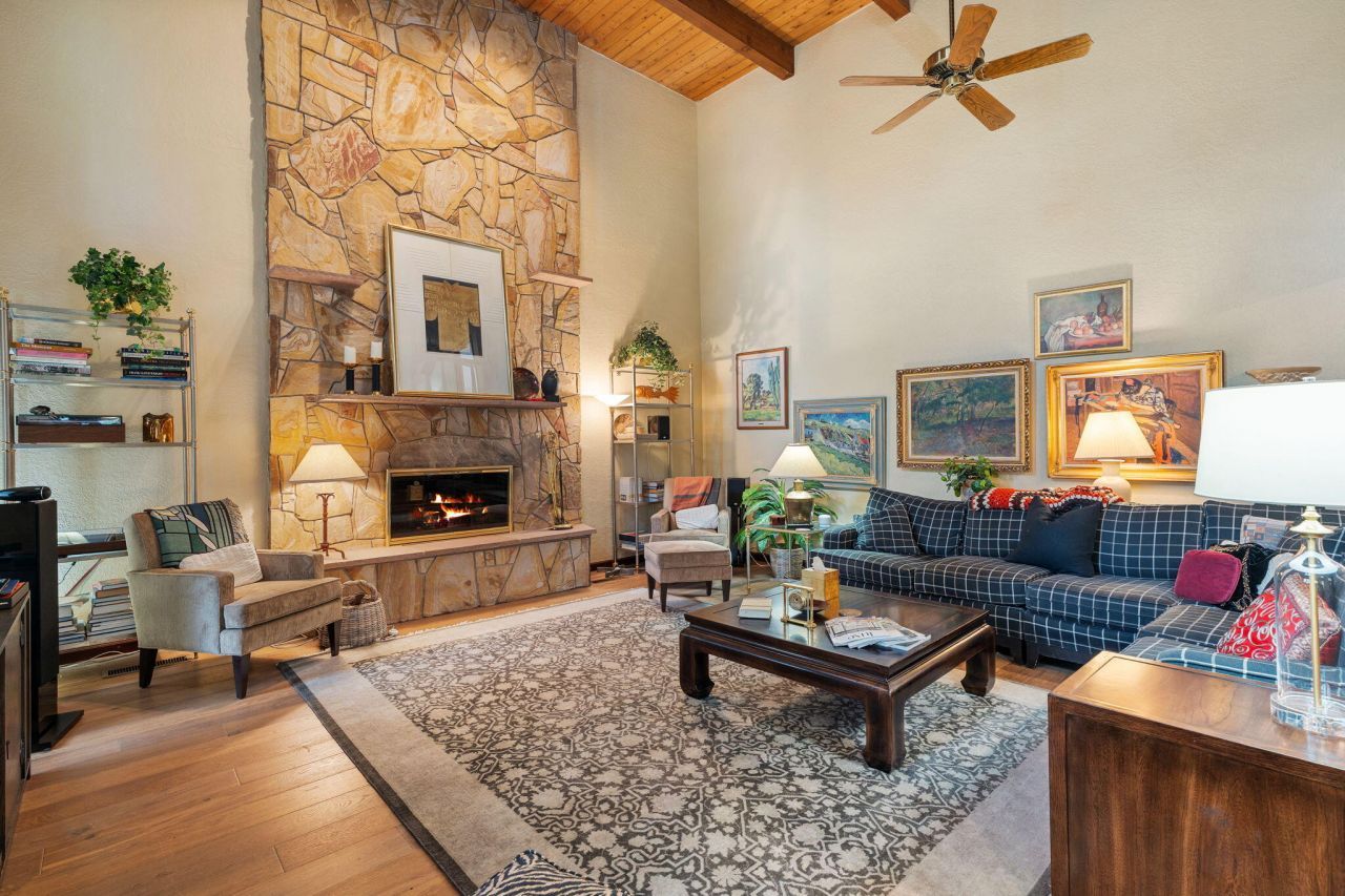 Albuquerque, New Mexico, 87111, United States, 4 Bedrooms Bedrooms, ,3 BathroomsBathrooms,Residential,For Sale,1906383