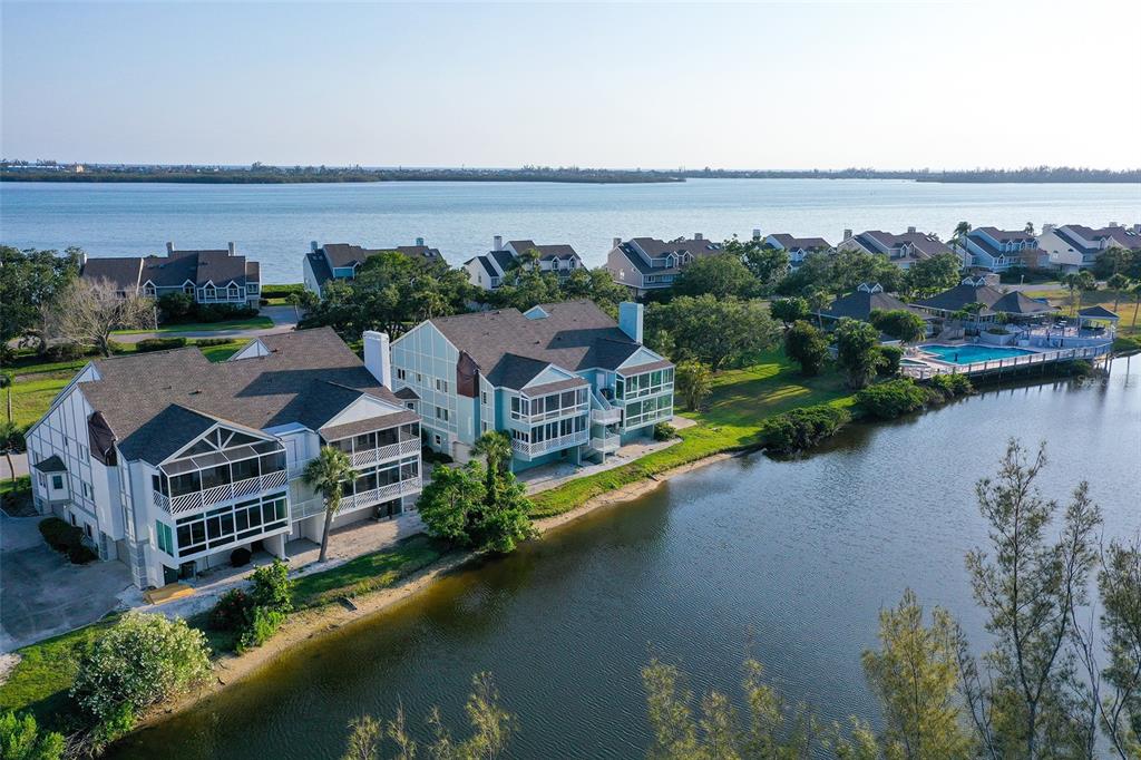 Bradenton, Florida, 34210, United States, 2 Bedrooms Bedrooms, ,3 BathroomsBathrooms,Residential,For Sale,1793424