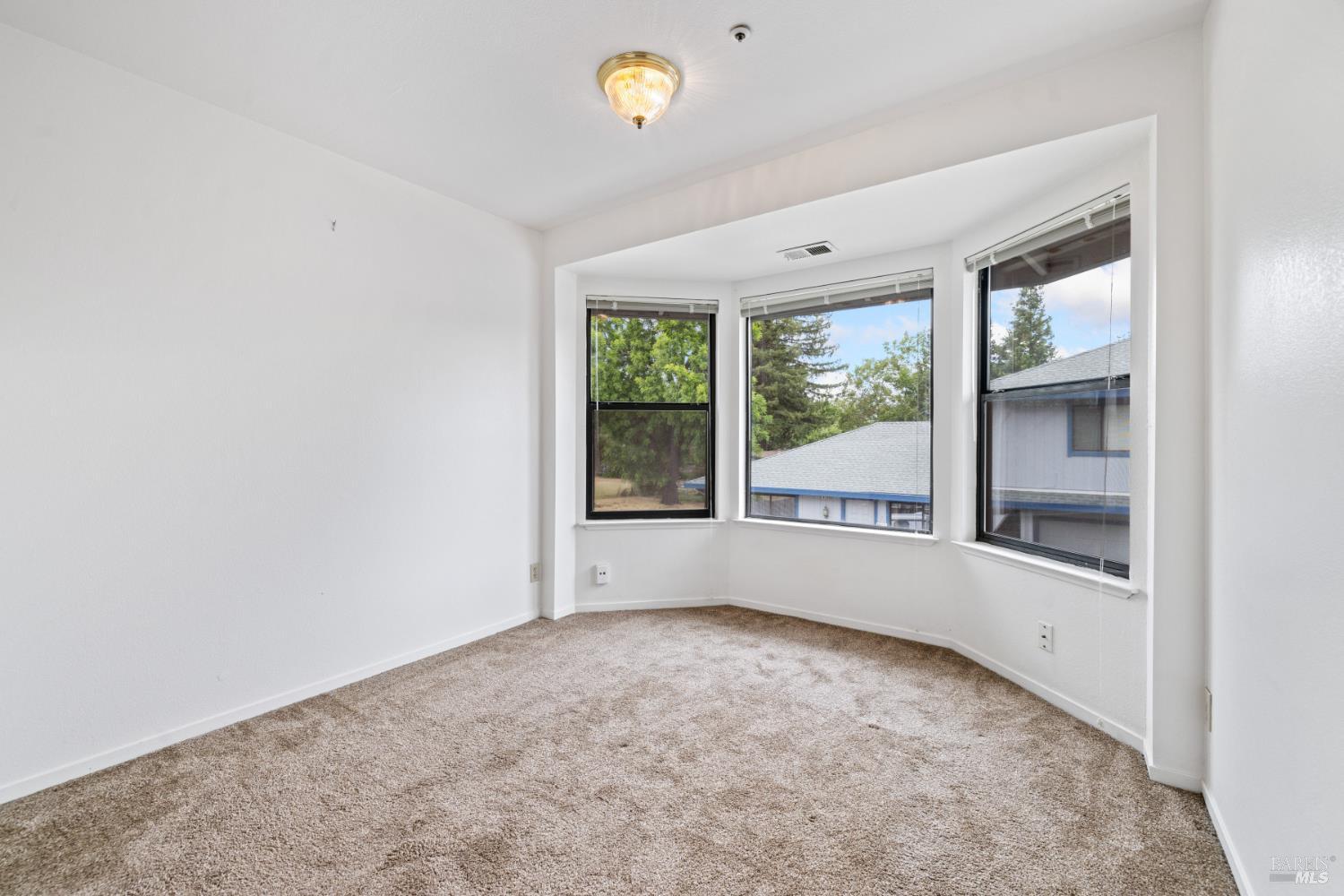 Cotati, California, 94931, United States, ,Residential,For Sale,1900640