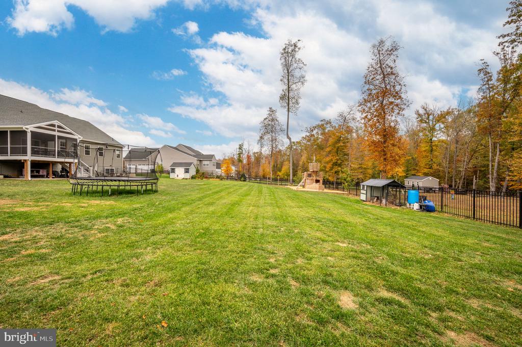 Fredericksburg, Virginia, 22406, United States, 5 Bedrooms Bedrooms, ,4 BathroomsBathrooms,Residential,For Sale,2005971