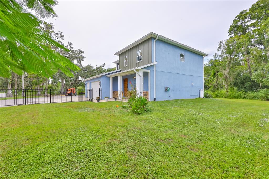 Seffner, Florida, 33584, United States, 3 Bedrooms Bedrooms, ,3 BathroomsBathrooms,Residential,For Sale,1978869