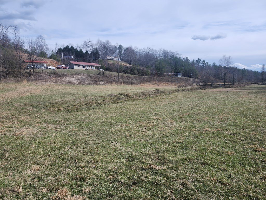 Murphy, North Carolina, 28906, United States, ,Residential,For Sale,1864976