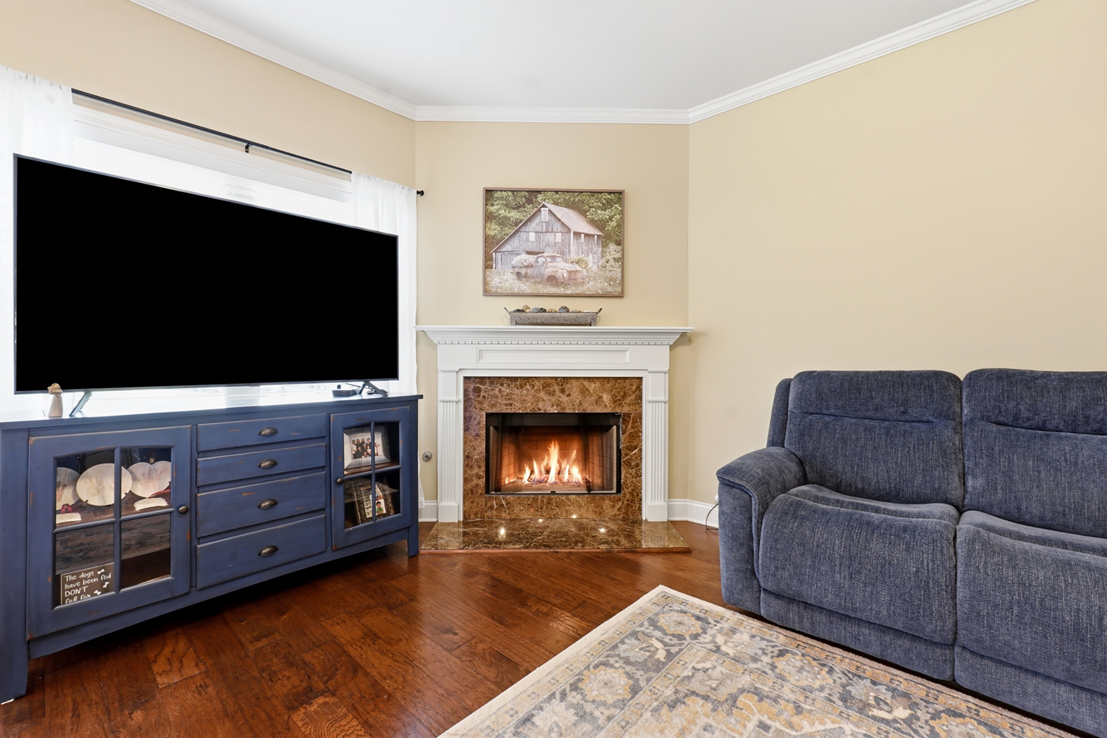  Thoughtfully Designed Craftsman Style Home in Seven Hills - 物件實景