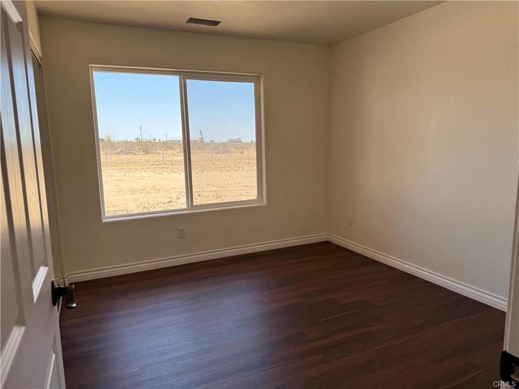 Phelan, California, 92371, United States, 4 Bedrooms Bedrooms, ,2 BathroomsBathrooms,Residential,For Sale,1935526