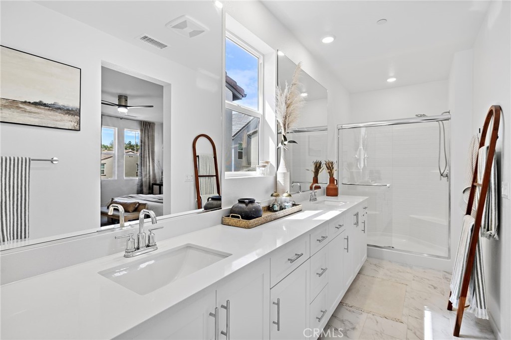 Corona, California, 92883, United States, 3 Bedrooms Bedrooms, ,3 BathroomsBathrooms,Residential,For Sale,1903718