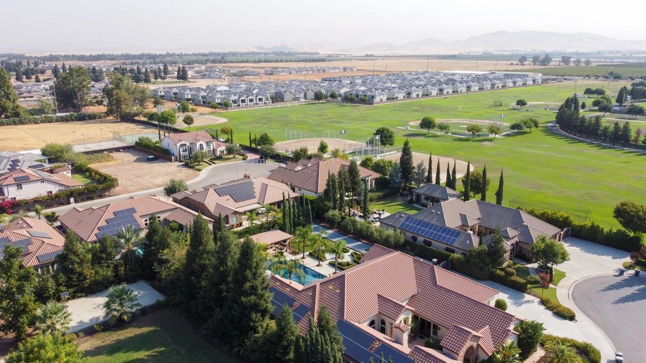 Fresno, California, 93730, United States, ,Residential,For Sale,1924447