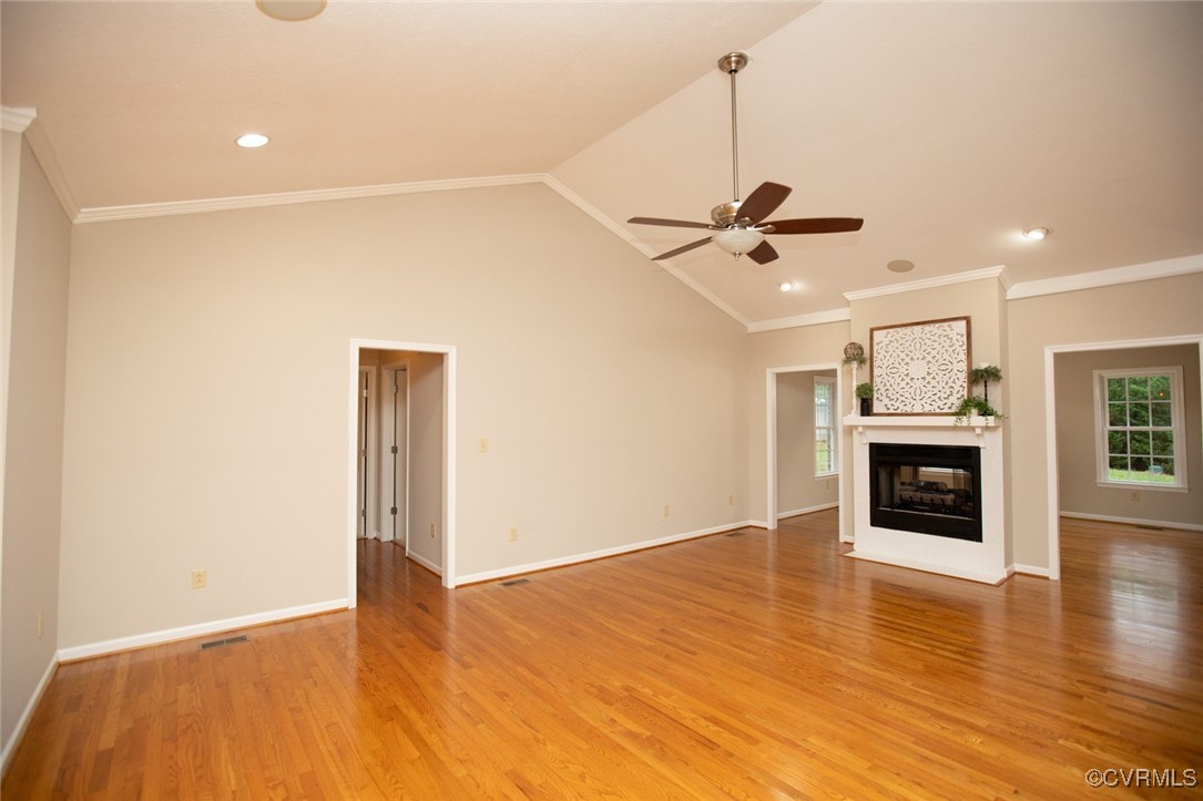 Farmville, Virginia, 23901, United States, 4 Bedrooms Bedrooms, ,5 BathroomsBathrooms,Residential,For Sale,1916348