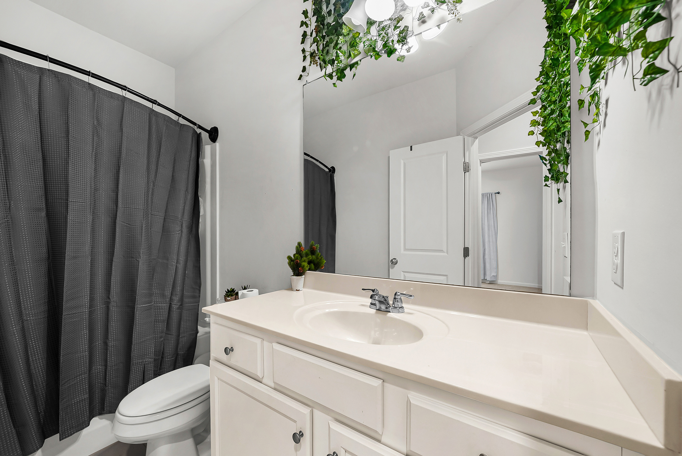  Beautifully Appointed Townhome in Downtown Duluth - 物件實景