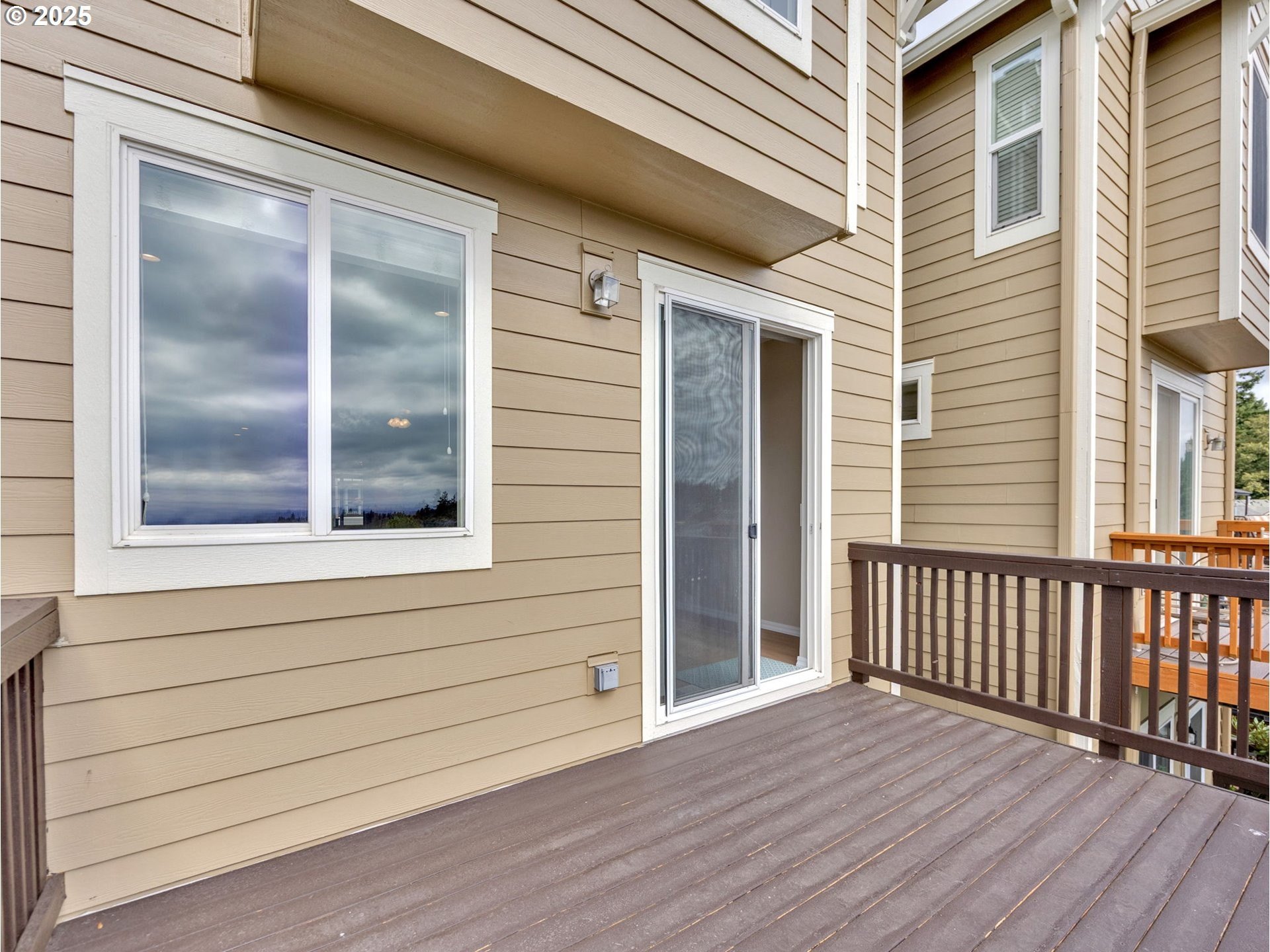 West Linn, Oregon, 97068, United States, 3 Bedrooms Bedrooms, ,3 BathroomsBathrooms,Residential,For Sale,1950039