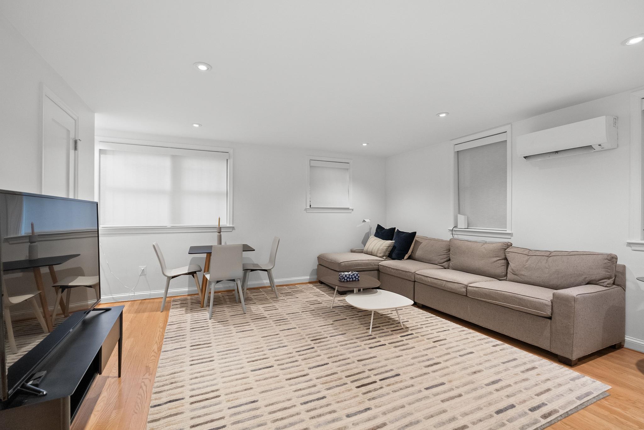  2107 Wyoming Avenue NW, Washington, DC, 20008 - 物件實景