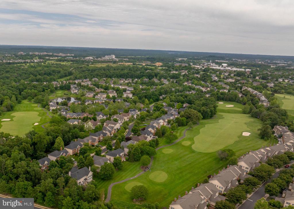 Ashburn, Virginia, 20147, United States, 5 Bedrooms Bedrooms, ,6 BathroomsBathrooms,Residential,For Sale,1839490