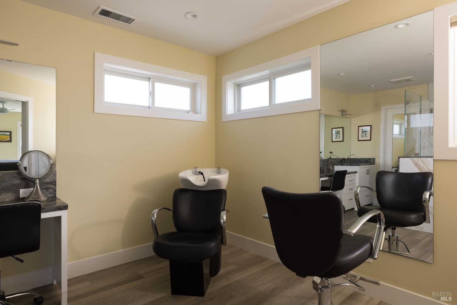 Santa Rosa, California, 95401, United States, 4 Bedrooms Bedrooms, ,4 BathroomsBathrooms,Residential,For Sale,1993093