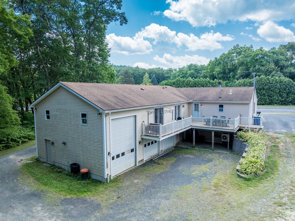 Montague, Massachusetts, 01376, United States, 5 Bedrooms Bedrooms, ,3 BathroomsBathrooms,Residential,For Sale,1901408