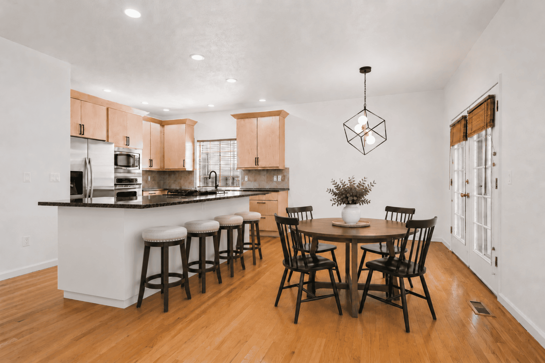  5904 BAY POINT DR Lake Oswego, OR 97035 - 物件實景