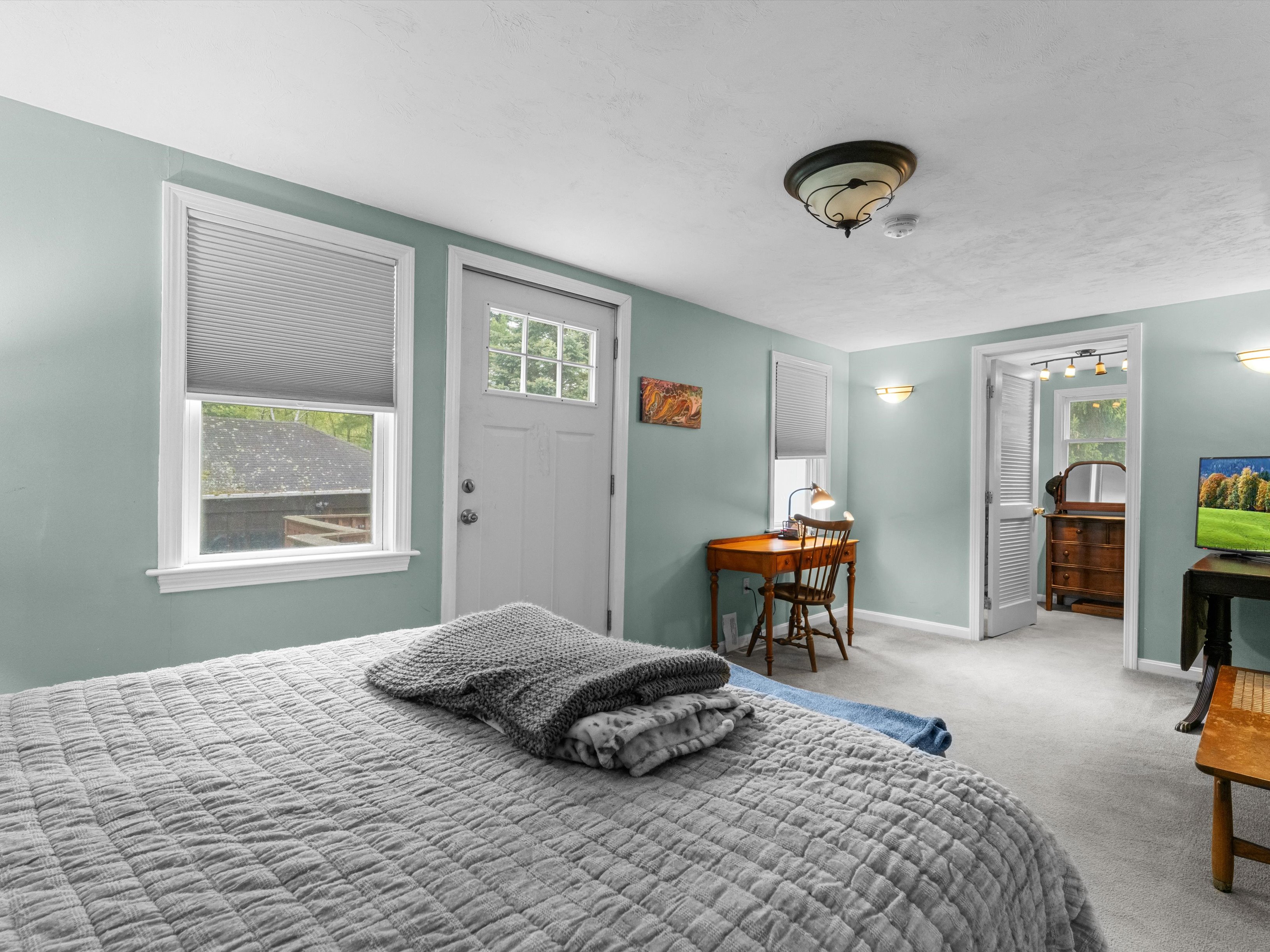  19 Cedar Road, Shrewsbury, MA 01545 - 物件實景