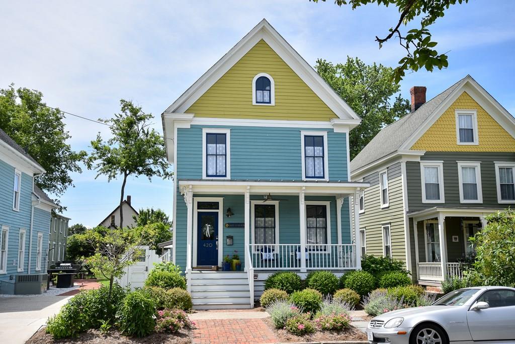 Cape Charles, Virginia, 23310, United States, 3 Bedrooms Bedrooms, ,4 BathroomsBathrooms,Residential,For Sale,1826996