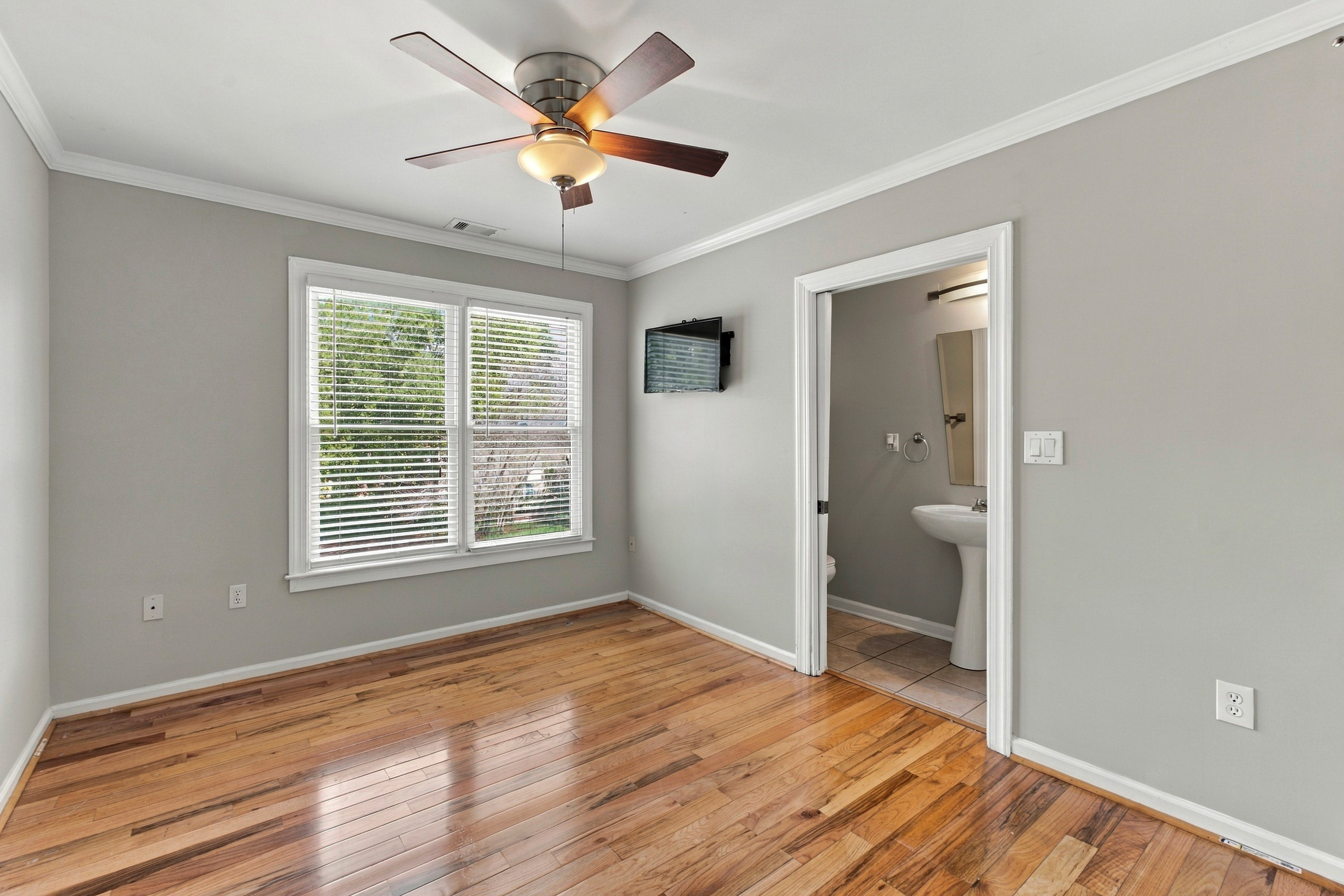  Refreshed Home in Walton School District - 物件實景