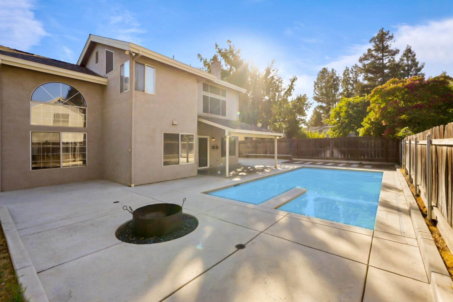 Modesto, California, 95355, United States, 4 Bedrooms Bedrooms, ,3 BathroomsBathrooms,Residential,For Sale,1981572