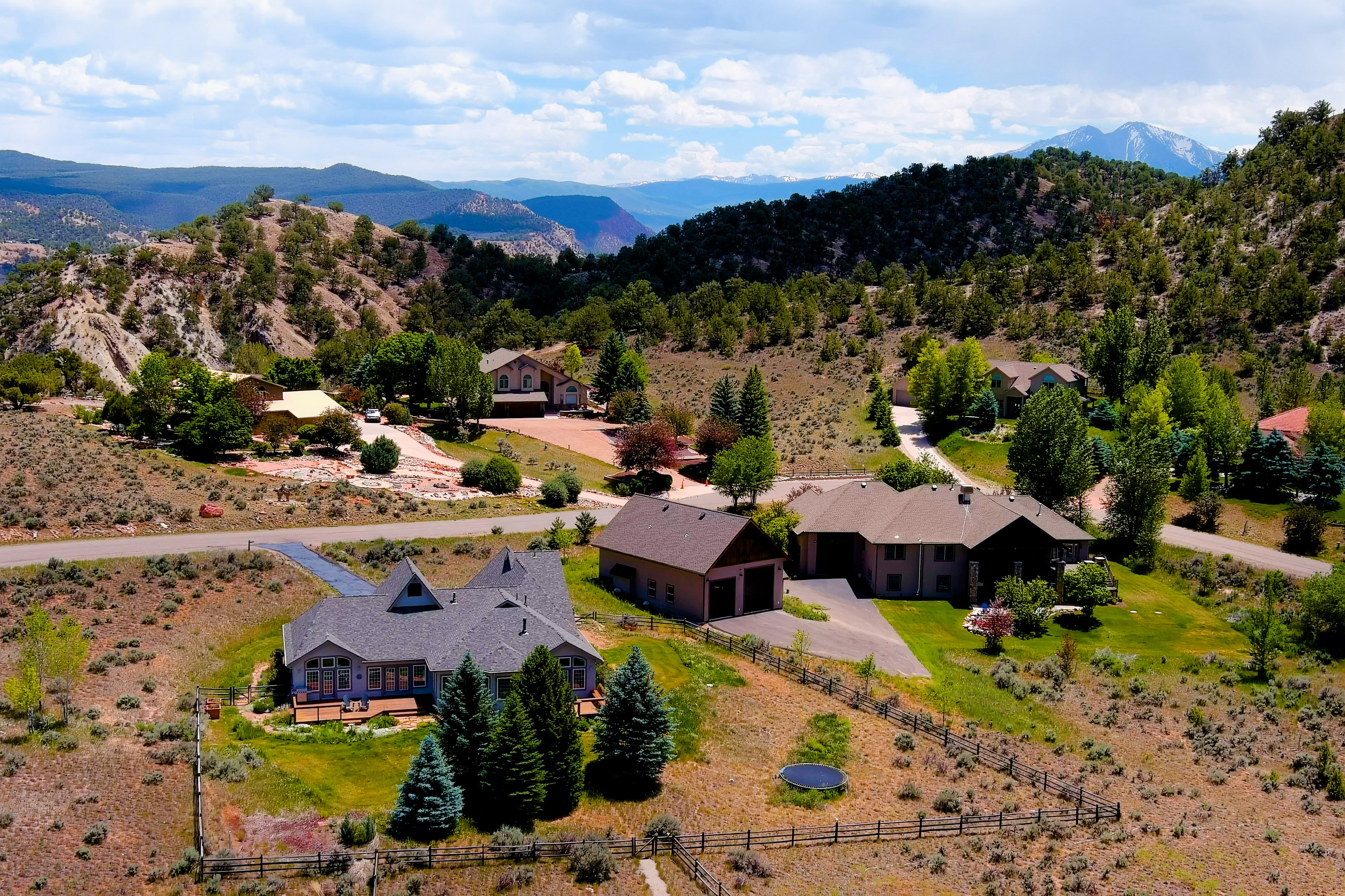  Move-In Ready Mountain Living - 物件實景