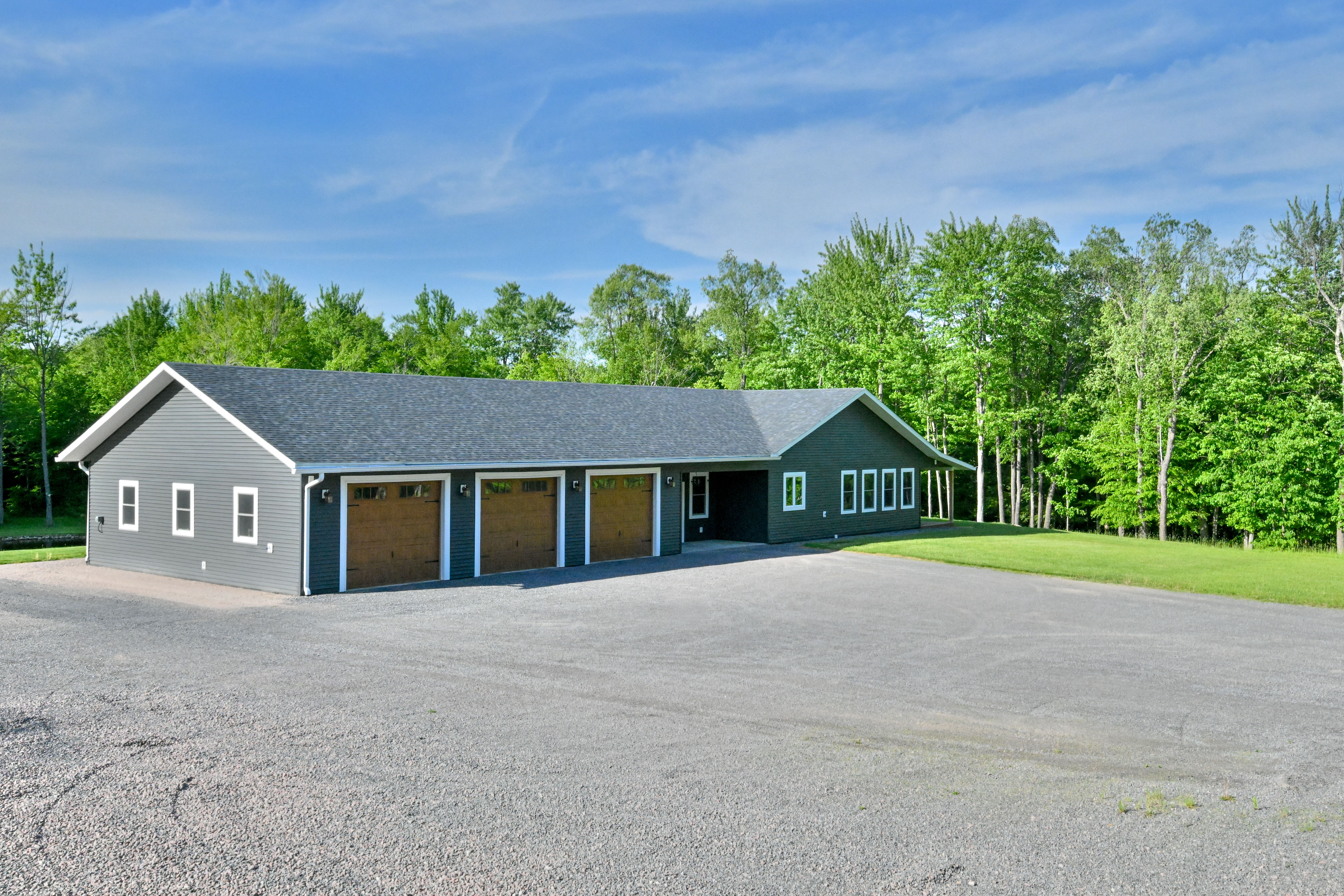  Adirondack Compound on 21+ Acres - 物件實景