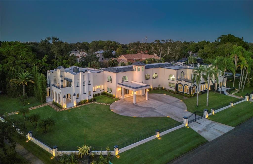 St Petersburg, Florida, 33707, United States, 5 Bedrooms Bedrooms, ,9 BathroomsBathrooms,Residential,For Sale,2000985