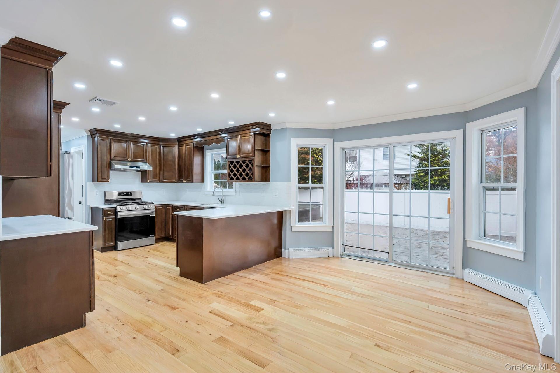 Selden, New York, 11784, United States, 4 Bedrooms Bedrooms, ,3 BathroomsBathrooms,Residential,For Sale,1990980