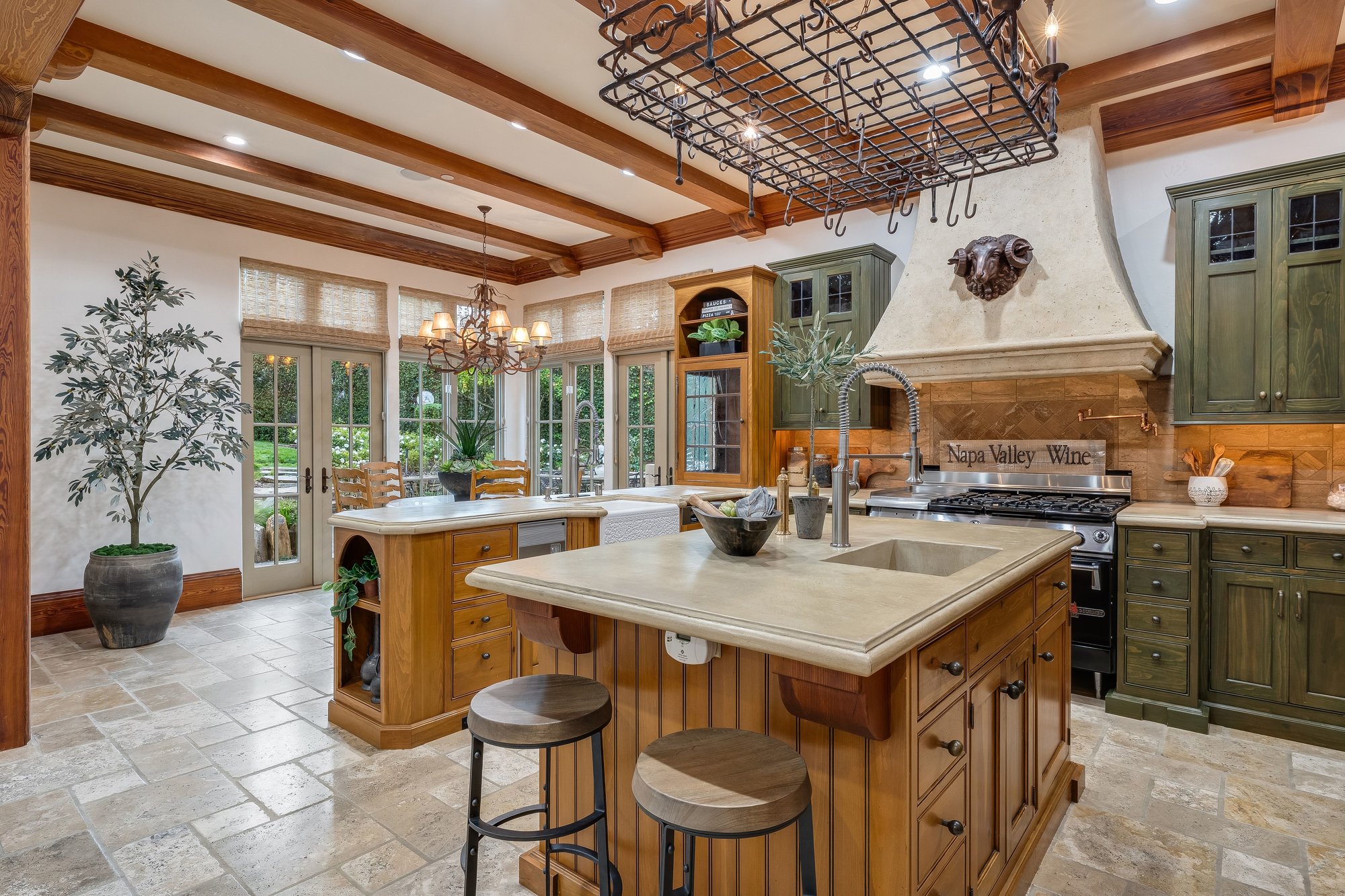  Timeless Elegance in Lower Hillsborough - 物件實景
