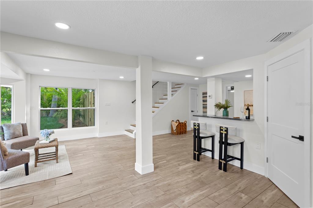 Tampa, Florida, 33635, United States, 3 Bedrooms Bedrooms, ,3 BathroomsBathrooms,Residential,For Sale,1949477