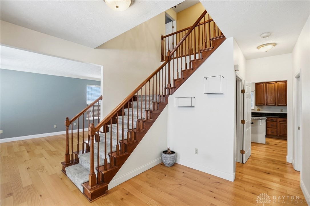 Washington Twp, Ohio, 45458, United States, 4 Bedrooms Bedrooms, ,4 BathroomsBathrooms,Residential,For Sale,2003269