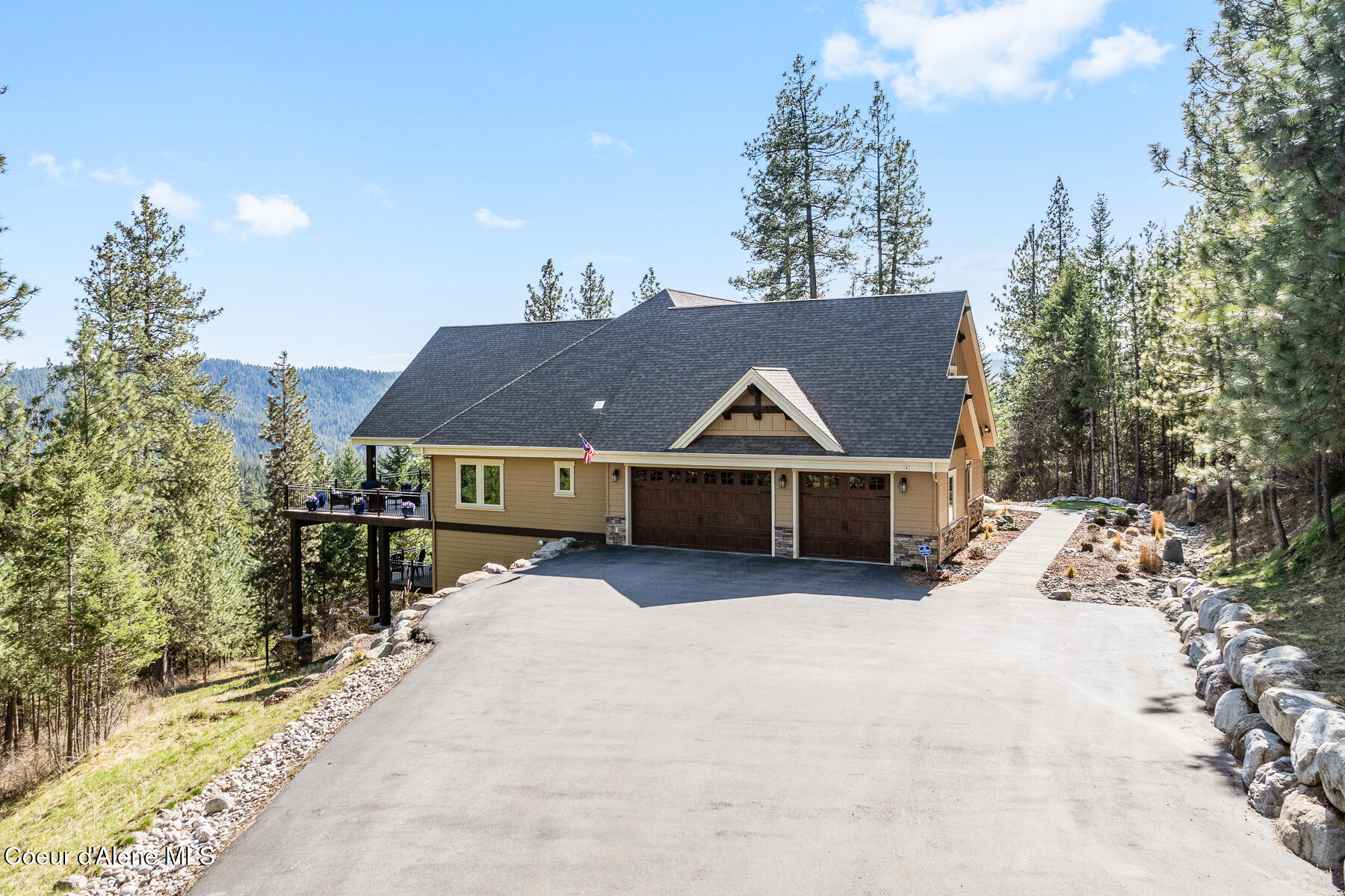 Coeur d'Alene, Idaho, 83814, United States, 5 Bedrooms Bedrooms, ,5 BathroomsBathrooms,Residential,For Sale,1763512