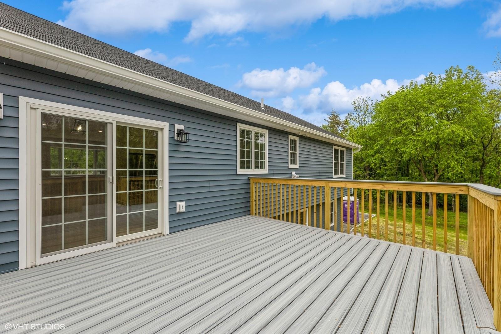 Valley Cottage, New York, 10989, United States, 4 Bedrooms Bedrooms, ,3 BathroomsBathrooms,Residential,For Sale,1823419