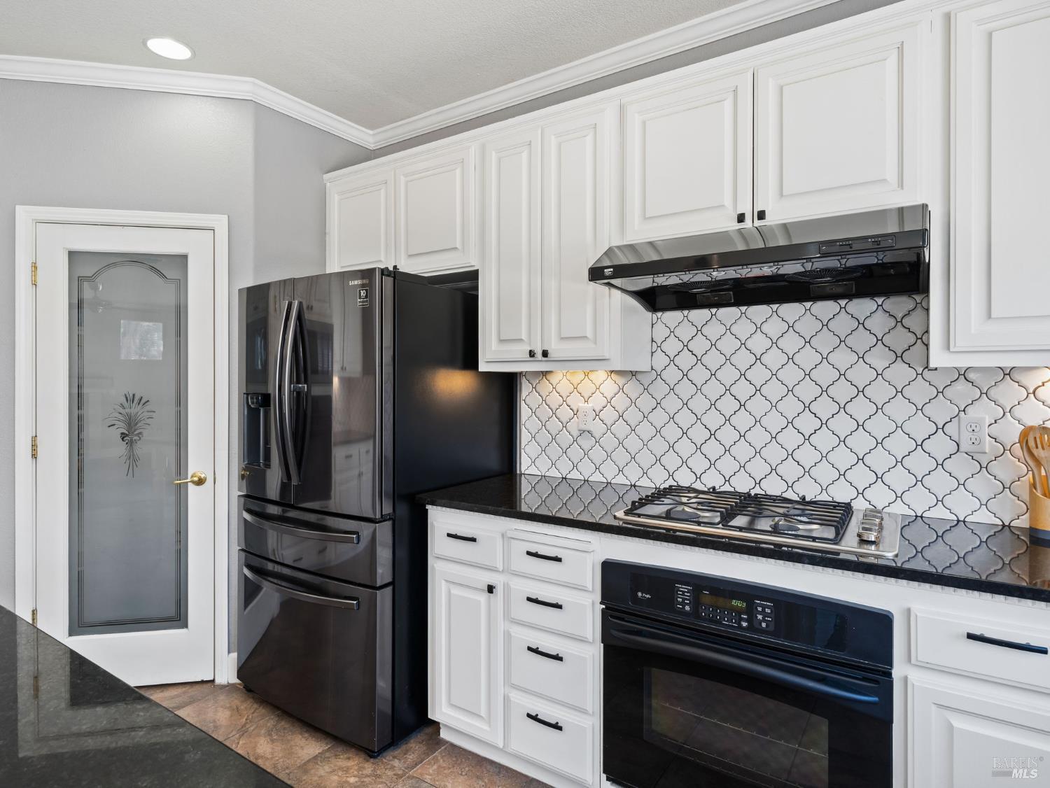 Vacaville, California, 95687, United States, 5 Bedrooms Bedrooms, ,4 BathroomsBathrooms,Residential,For Sale,1828372