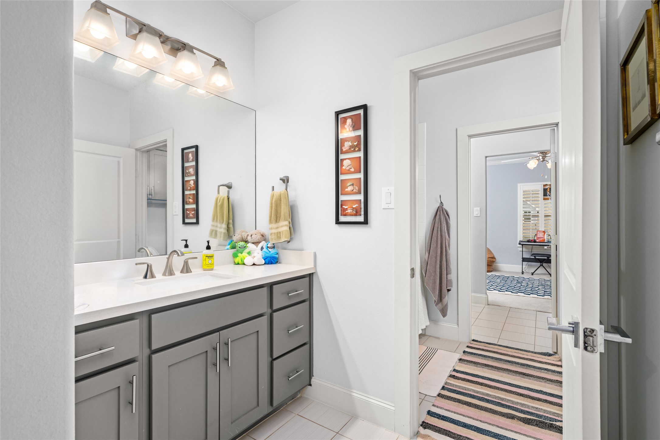  1045 Rosepoint Street - 物件實景