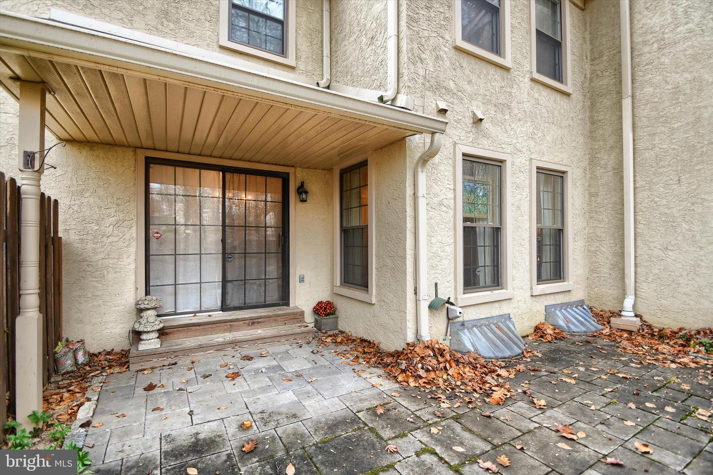 Paoli, Pennsylvania, 19301, United States, 4 Bedrooms Bedrooms, ,3 BathroomsBathrooms,Residential,For Sale,1997504