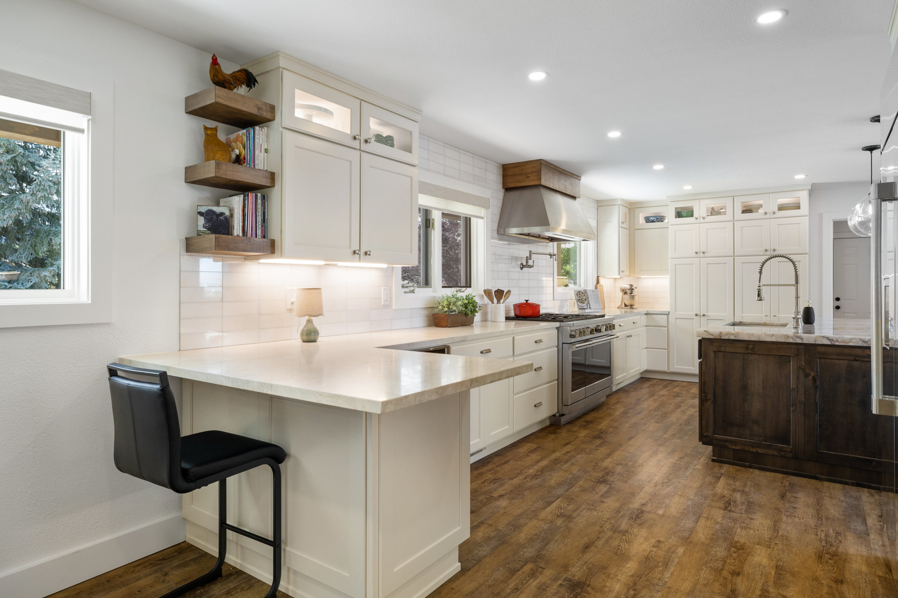  Expansive South West Luxury Ranch Style Estate with RV Garage & In-Law Quarters - 物件實景