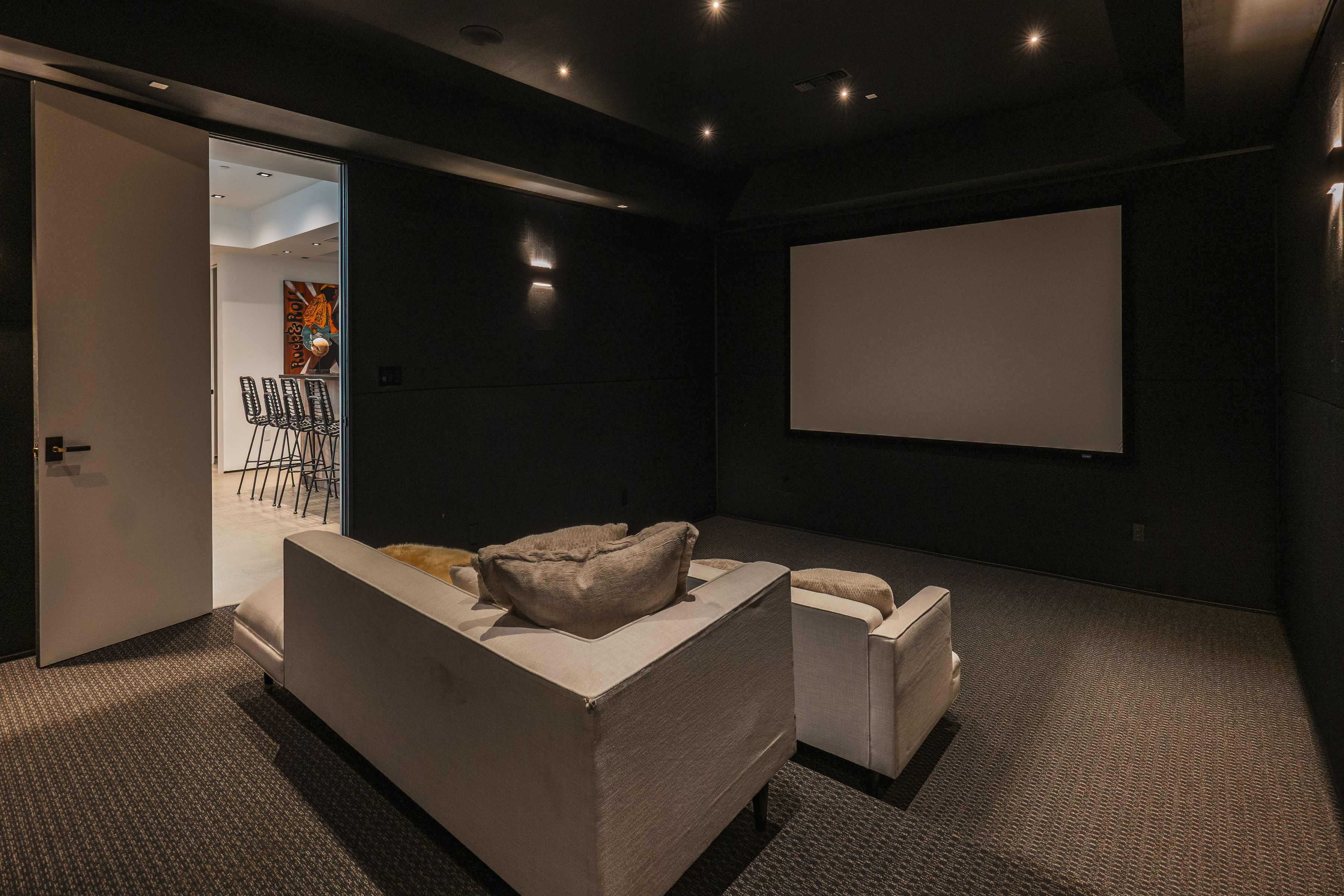  3920 Knobhill Drive - 物件實景