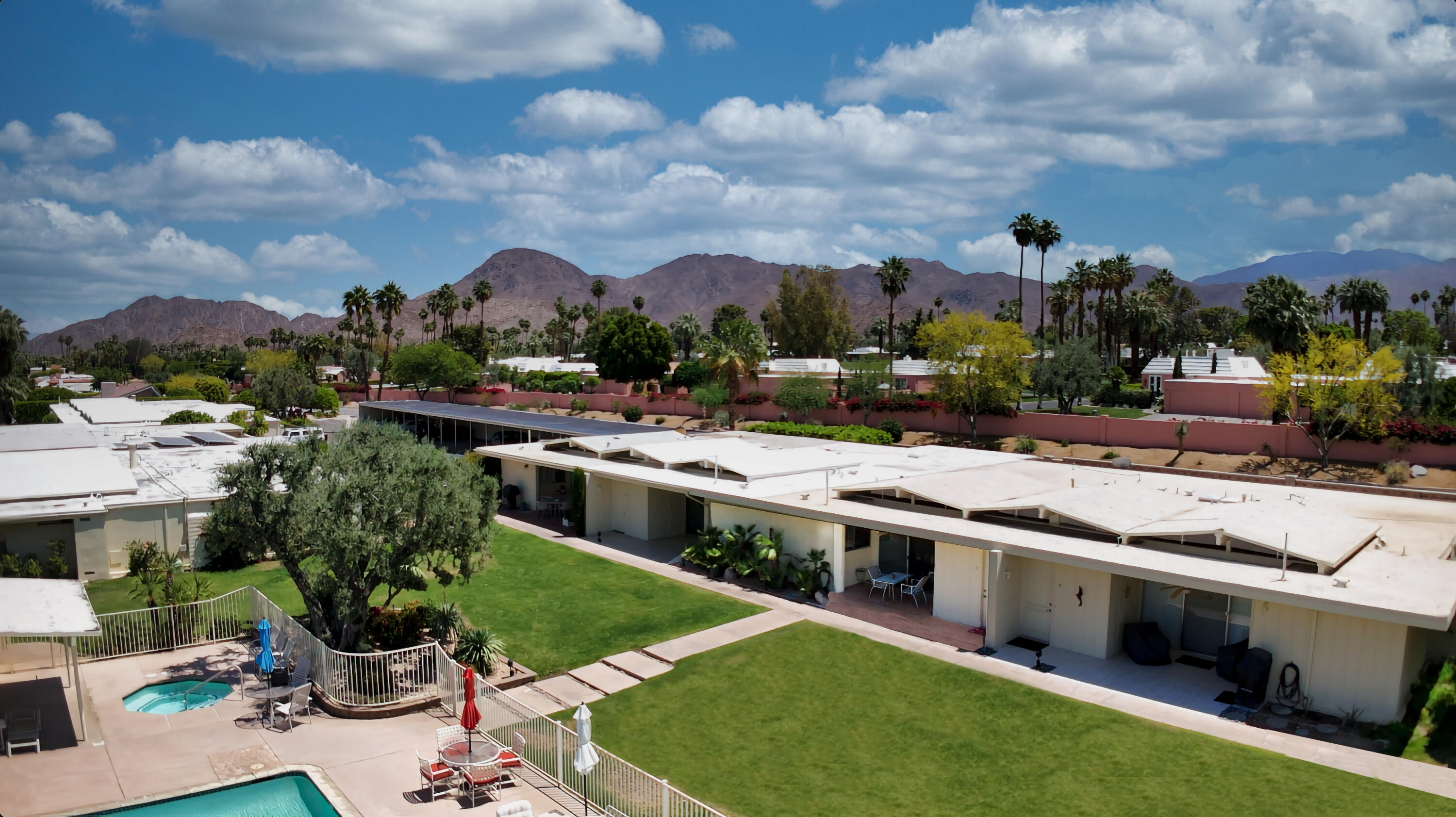 Palm Desert, California, 92260, United States, 2 Bedrooms Bedrooms, ,2 BathroomsBathrooms,Residential,For Sale,1805960