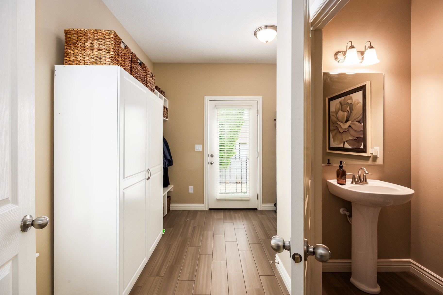  Rare North Shore Gem on One of Daybreak