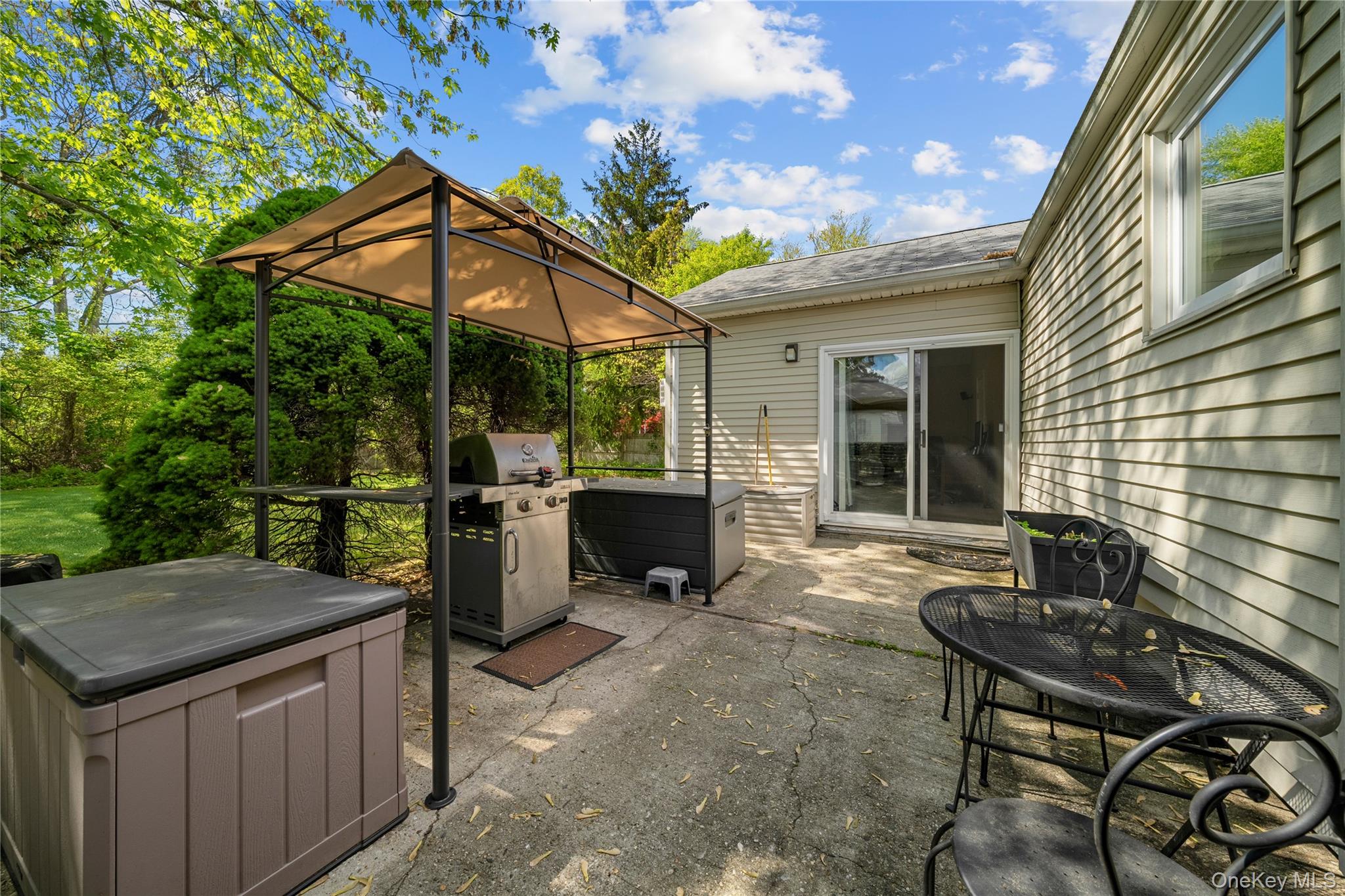  36 Marshall Drive, Selden, NY, 11784 - 物件實景