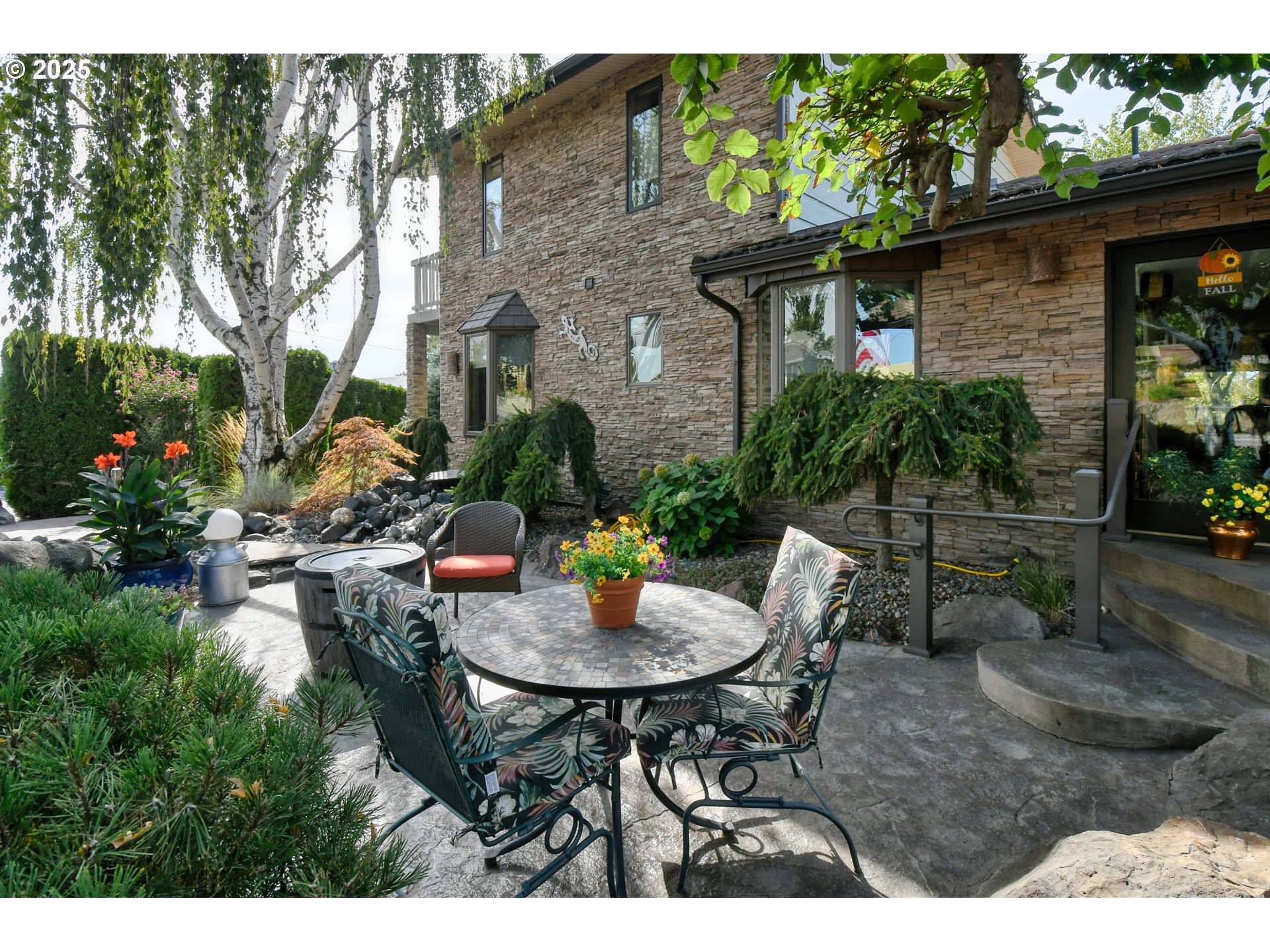 Pendleton, Oregon, 97801, United States, 5 Bedrooms Bedrooms, ,5 BathroomsBathrooms,Residential,For Sale,1691244