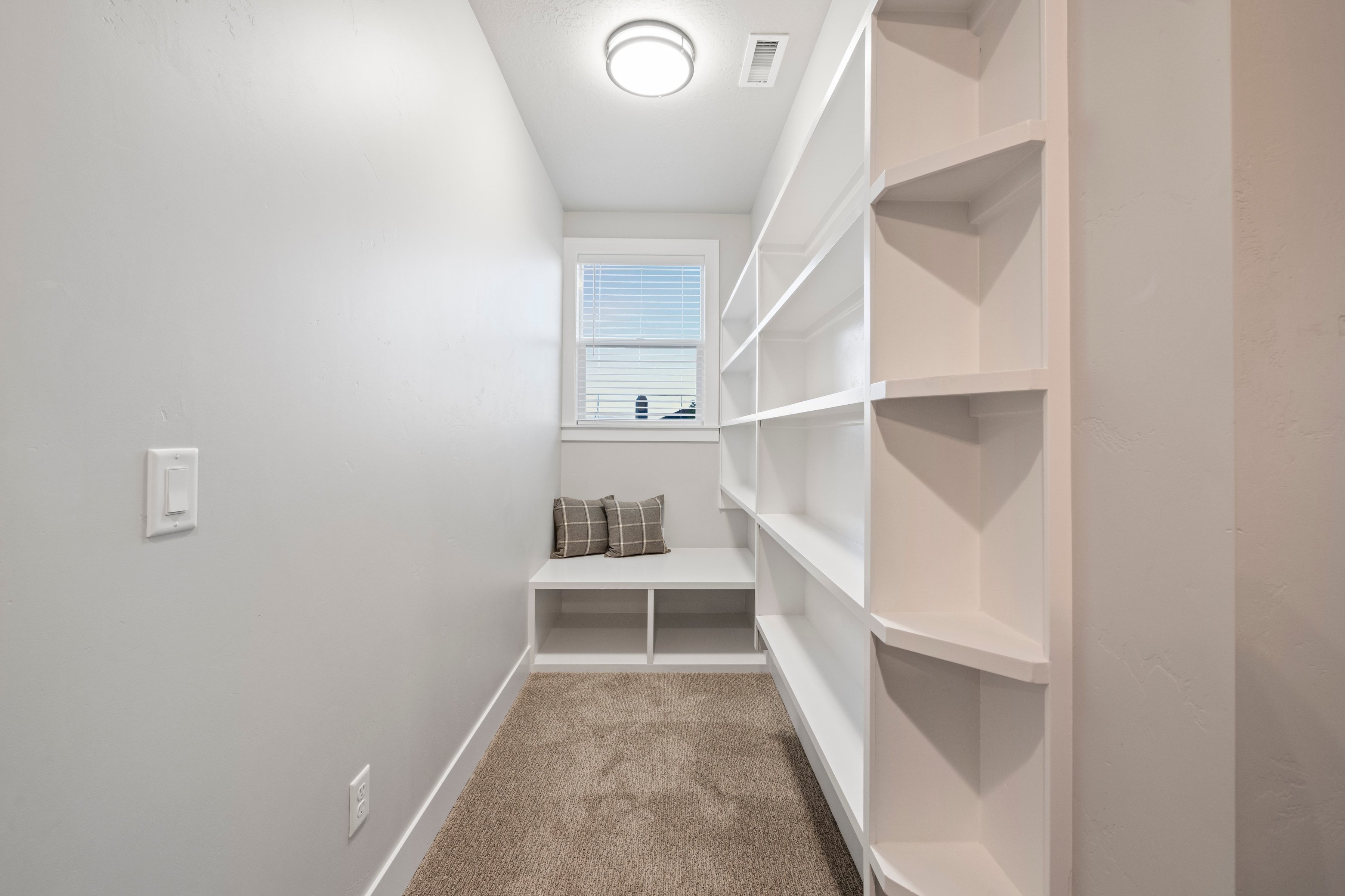  Comfortable Living with Flexible Space & Inviting Design - 物件實景