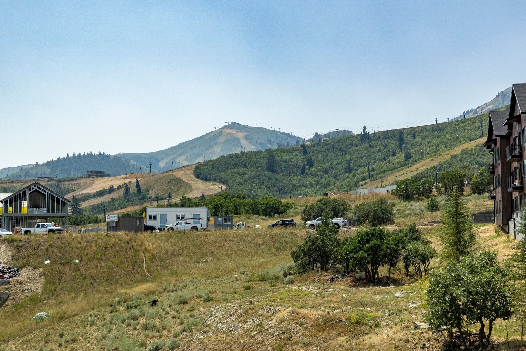  Brand New Luxury Walk to Ski Location at a Value Price - 物件實景